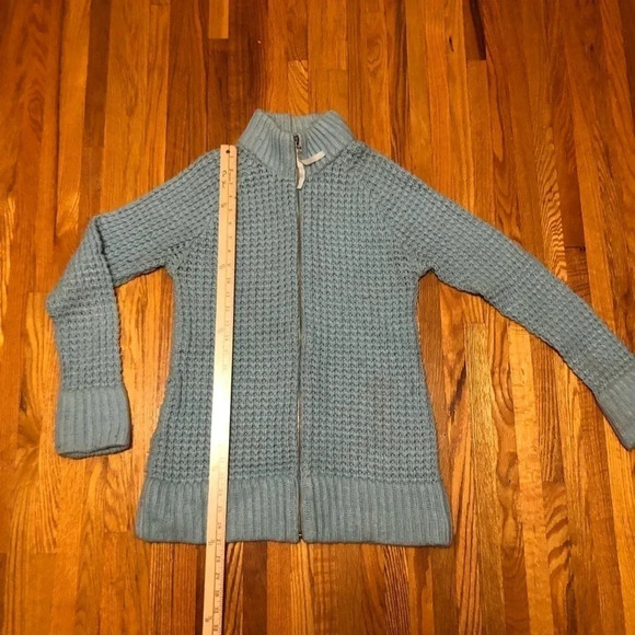Old Navy waffle stitch sweater - Picture 1 of 5